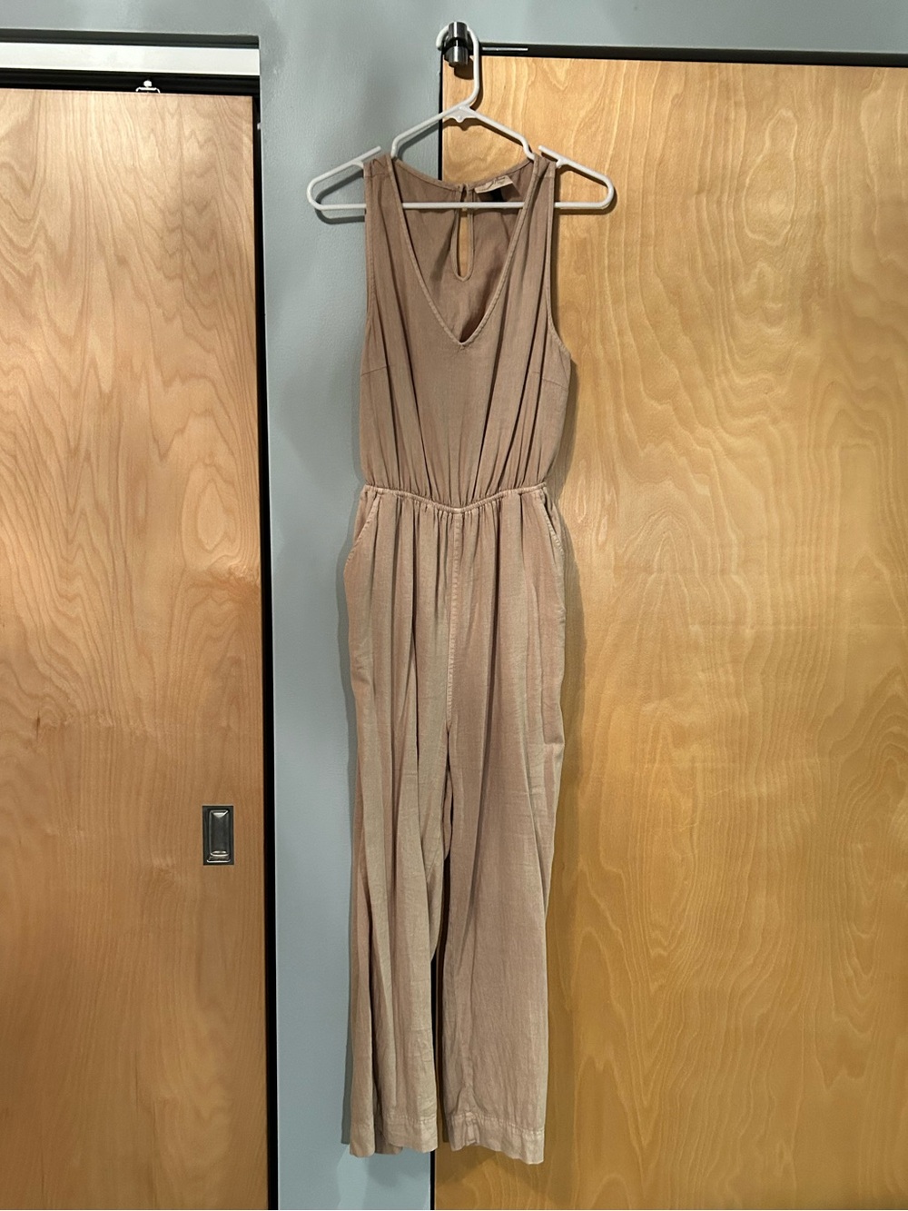 Sleeveless Taupe Wide-Leg Linen Jumpsuit